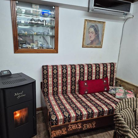 Modern And Old Lodge 소피아 외부 사진