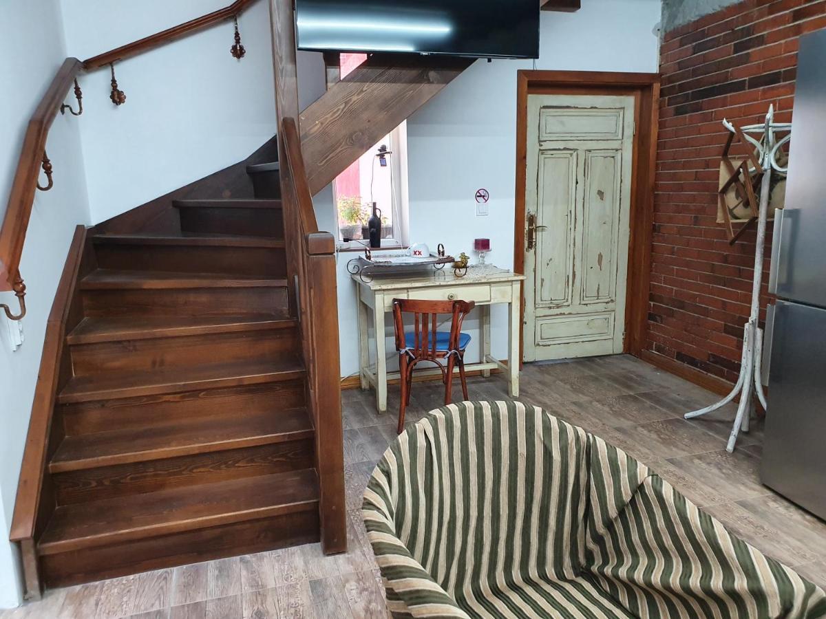 Modern And Old Lodge 소피아 외부 사진